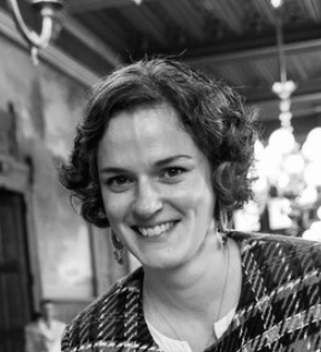 Emma Degoul