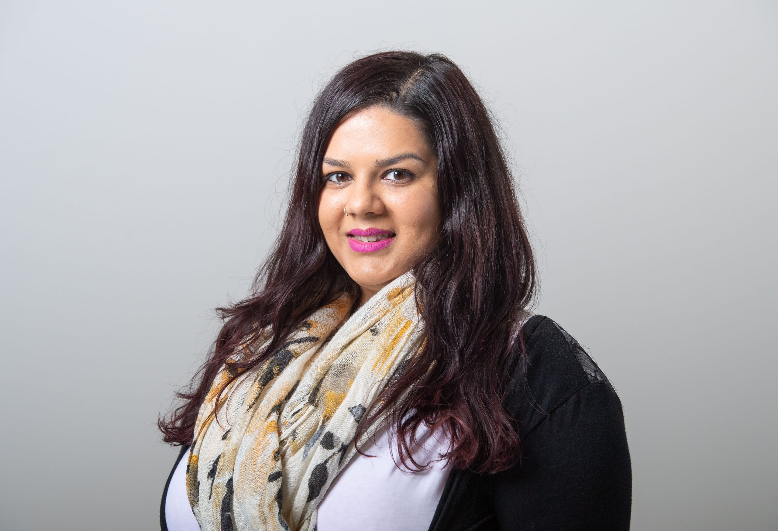  Neelam Heera